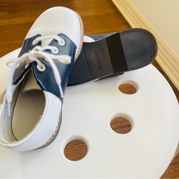navy white stride rite saddle oxfords - Picture 2 of 4
